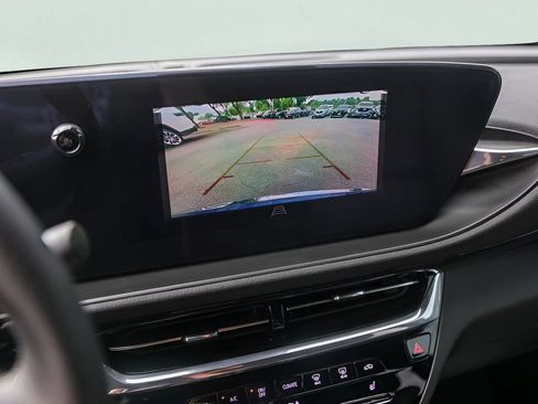 Used 2025 Buick Envista Avenir FWD image 20