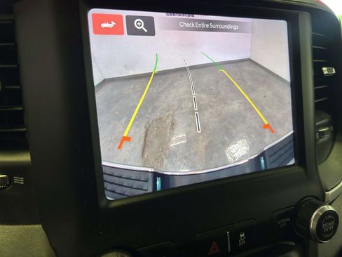 Used 2024 RAM 2500 Big Horn w/ Off Road Package AWD/4WD image 30