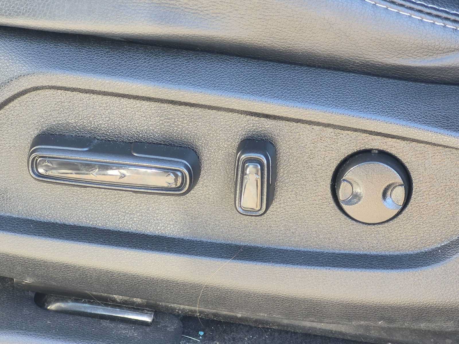Certified 2024 Honda Pilot EX-L image 16
