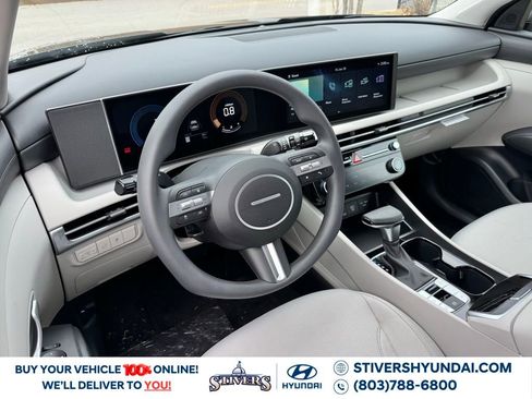 New 2026 Hyundai Tucson SEL image 3