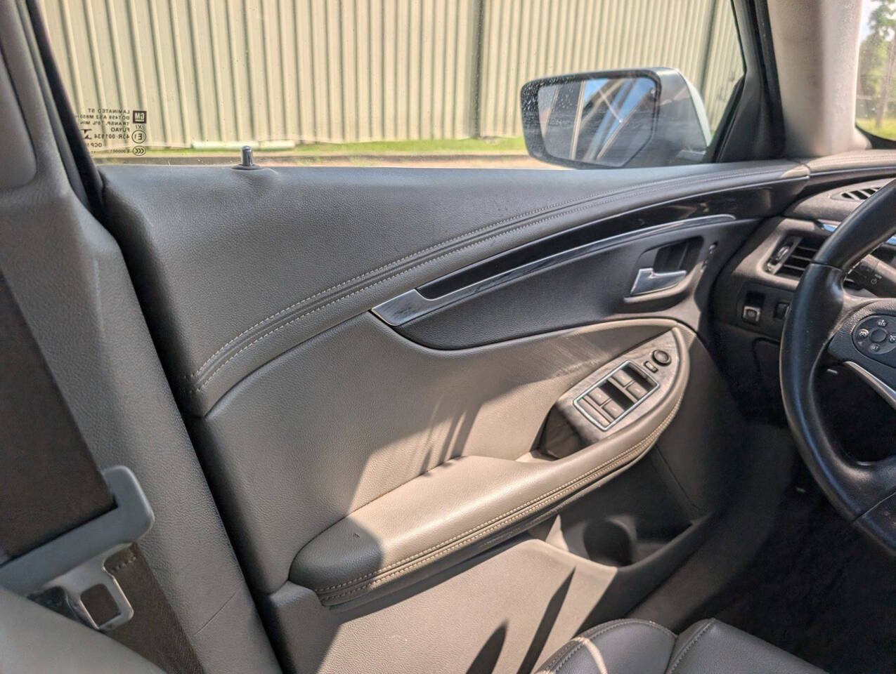 Used 2014 Chevrolet Impala LT FWD image 40