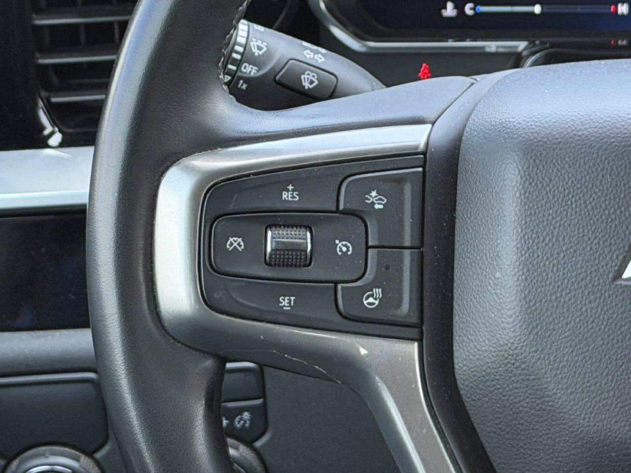 Used 2024 Chevrolet Silverado 1500 RST w/ LPO, Dark Essentials Package RWD image 13