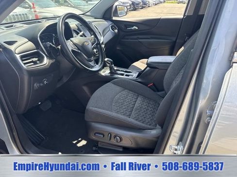 Used 2024 Chevrolet Equinox LT w/ Driver Convenience Package AWD/4WD image 20