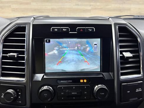 Used 2017 Ford F250 XLT w/ XLT Value Package AWD/4WD image 27