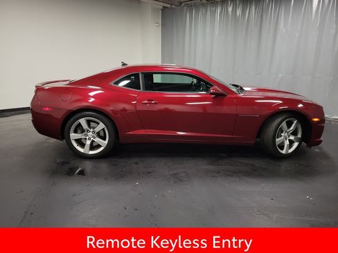 Used 2011 Chevrolet Camaro SS RWD image 9