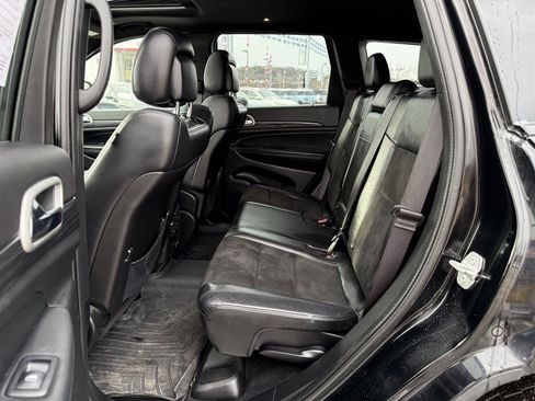 Used 2022 Jeep Grand Cherokee Laredo X image 31