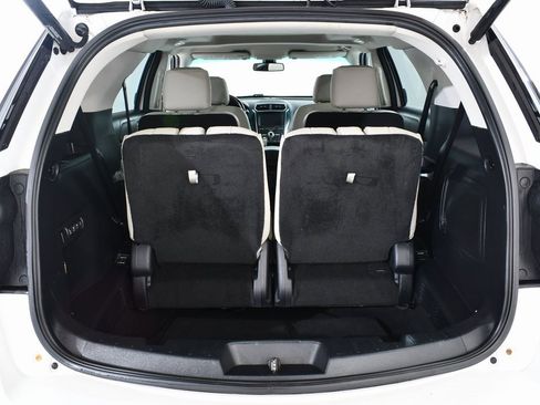 Used 2017 Ford Explorer Platinum image 21
