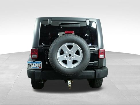 Used 2014 Jeep Wrangler Unlimited Sport w/ Quick Order Package 24S AWD/4WD image 9