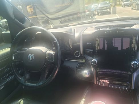 Used 2020 RAM 1500 Limited image 10
