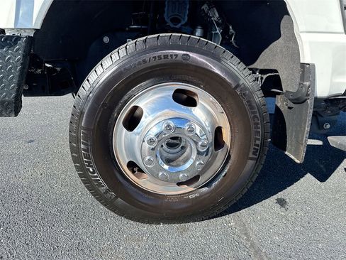 Used 2024 Ford F350 King Ranch w/ Chrome Package image 27