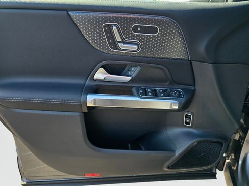 New 2026 Mercedes-Benz GLB 250 4MATIC image 33