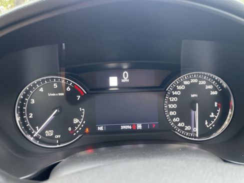 Used 2020 Cadillac XT4 Premium Luxury image 14