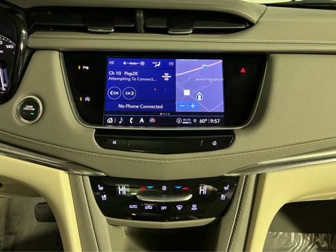 Used 2022 Cadillac XT5 Premium Luxury image 11