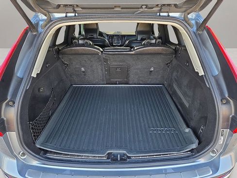 Certified 2020 Volvo XC60 T6 Inscription w/ Protection Package Premier image 14