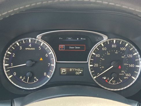 Used 2018 INFINITI QX60 Luxe AWD/4WD image 21