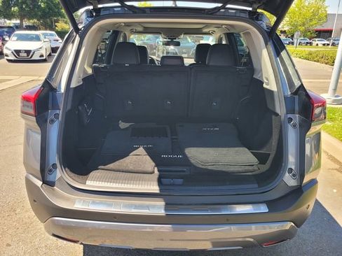 Certified 2023 Nissan Rogue SL w/ SL Premium Package AWD/4WD image 11