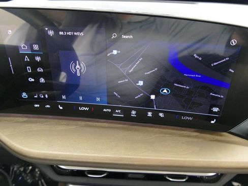 Certified 2025 Audi Q5 Premium w/ Convenience Package AWD/4WD image 18