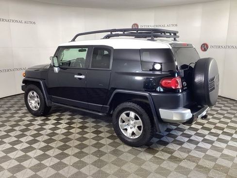 Used 2007 Toyota FJ Cruiser 4WD image 6
