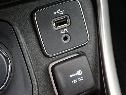 Used 2018 Jeep Compass Latitude AWD/4WD image 22