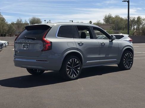 New 2026 Volvo XC90 T8 Plus w/ Protection Package Premier AWD/4WD image 7