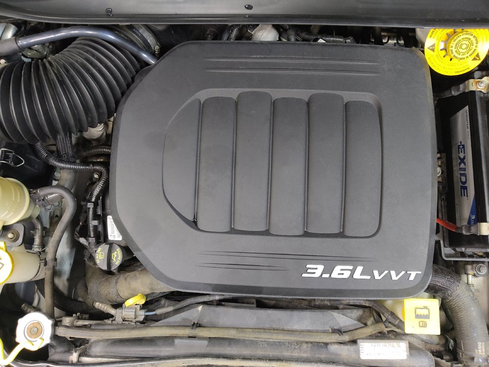 Used 2017 Dodge Grand Caravan SE FWD image 30