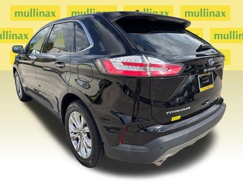 Used 2024 Ford Edge Titanium image 9