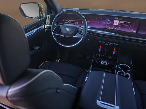 Used 2025 Cadillac Escalade ESV Premium Luxury RWD image 27