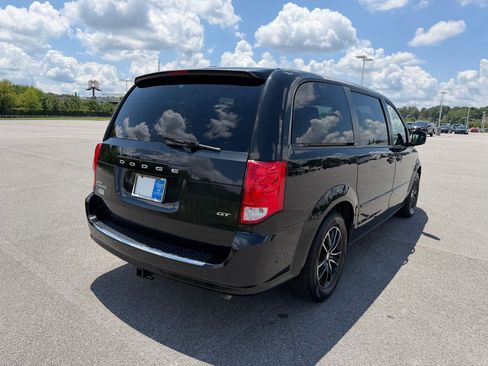 Used 2017 Dodge Grand Caravan GT FWD image 9
