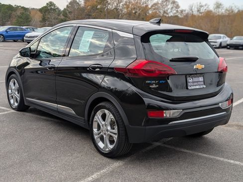 Used 2018 Chevrolet Bolt LT image 7