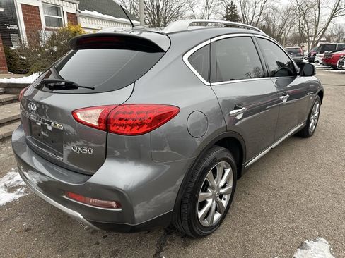 Used 2016 INFINITI QX50 AWD w/ Premium Plus Package image 8