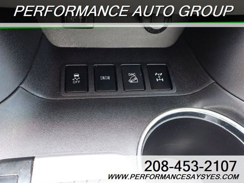 Used 2016 Toyota Highlander XLE image 27