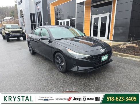 Used 2022 Hyundai Elantra SEL FWD image 1