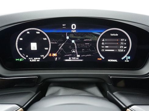 Certified 2026 Porsche Cayenne AWD/4WD image 18