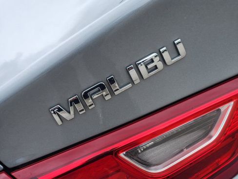 Used 2023 Chevrolet Malibu LS FWD image 9