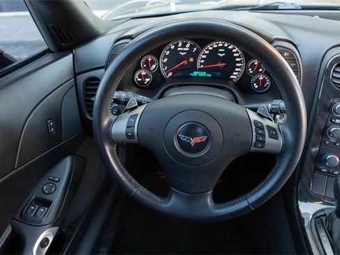 Used 2010 Chevrolet Corvette Grand Sport w/ Preferred Equipment Group image 19