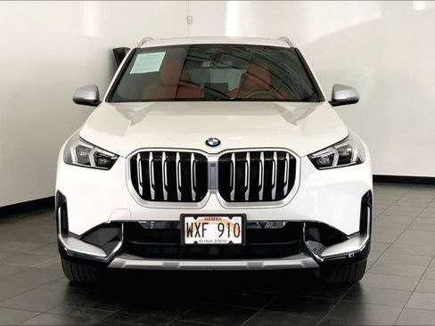 Used 2023 BMW X1 xDrive28i w/ Convenience Package AWD/4WD image 3