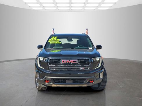 New 2026 GMC Acadia AT4 image 2