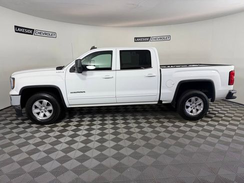 Used 2018 GMC Sierra 1500 SLE w/ SLE Value Package AWD/4WD image 3