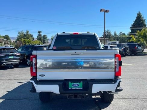 New 2025 Ford F250 Platinum w/ Platinum Plus Package image 4