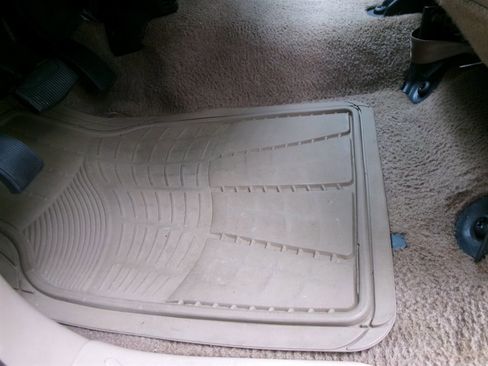 Used 1999 Ford F150 Lariat image 15