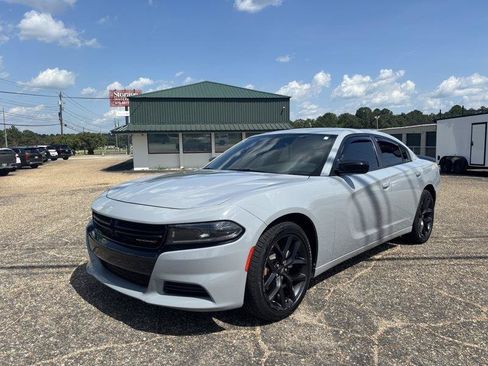 Used 2022 Dodge Charger SXT w/ Blacktop Package RWD image 1