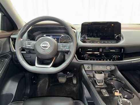 Used 2023 Nissan Rogue SL w/ SL Premium Package AWD/4WD image 15