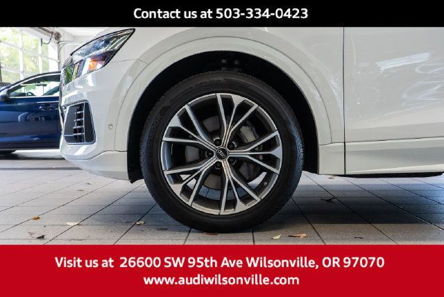 Used 2023 Audi Q8 Premium w/ Convenience Package AWD/4WD image 7