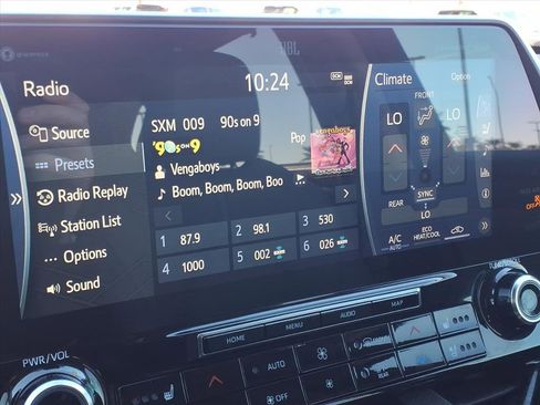 Used 2022 Toyota Highlander Limited image 20