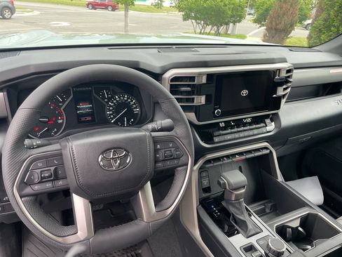 New 2026 Toyota Tundra SR5 AWD/4WD image 15