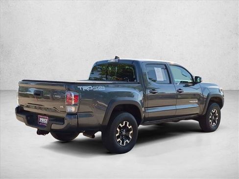 Used 2022 Toyota Tacoma TRD Off-Road w/ Technology Package AWD/4WD image 5