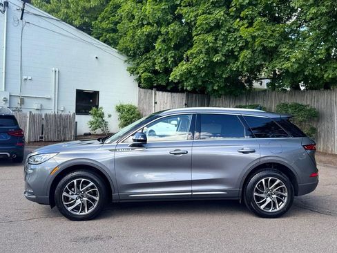 Used 2021 Lincoln Corsair AWD w/ Equipment Group 101A image 3