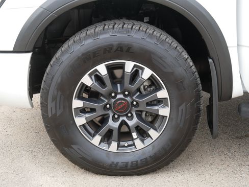 Certified 2024 Nissan Titan PRO-4X w/ Pro-4x Convenience Package AWD/4WD image 15