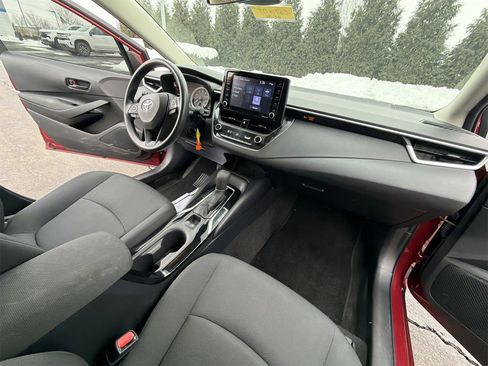 Used 2022 Toyota Corolla LE image 26