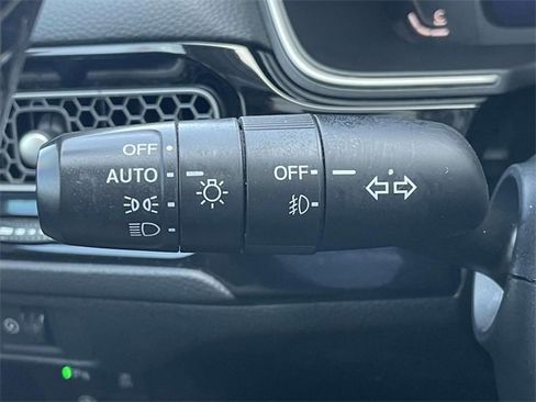 Used 2022 Honda Civic Touring image 33